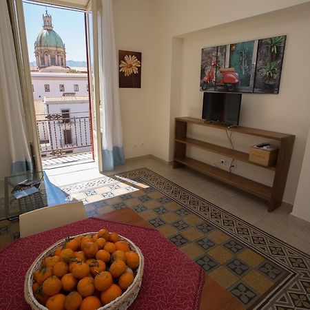 Massimissimo Apartment Palermo Bagian luar foto