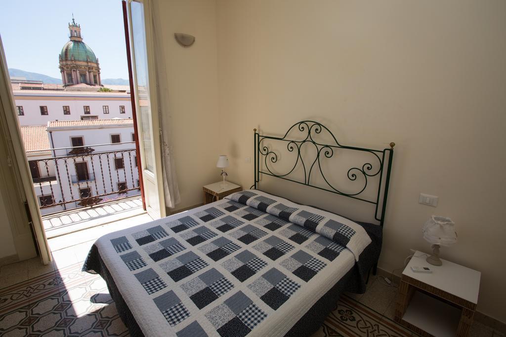 Massimissimo Apartment Palermo Bagian luar foto